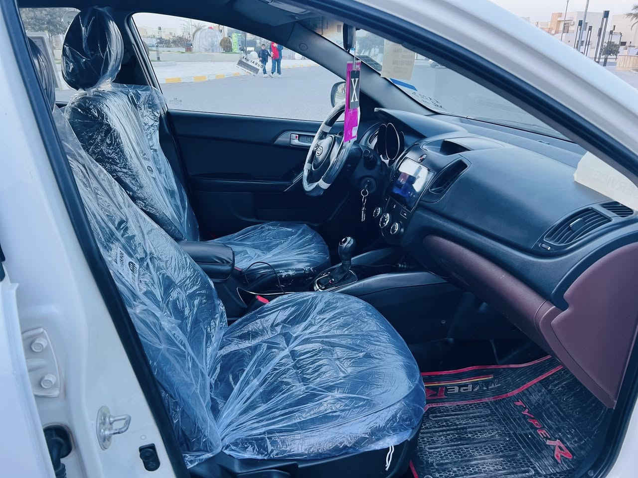 السلام عليكم...
للبيع...نقد فقط  اعتذر عن الاقساط 
بسعر 91وبيه مجال بسيط
سيراتو 2011خليجي ابيض ثلجي 
رقم أربيل  دولي 22
شرط التحويل والغرامات 
✳️محرك 1600 شرط ولا تنقيص 
✳️كير اتوماتيك بدون اي عيب مال بيت"

تدفئة /تبريد/كهربائيات/صدر/تايرات/كلها مكفوله 
 

🚘سياره جديده بدون شخوط بدون بارد شرط Ⓜ️

✅سيارة بيها 3 قطع بدون دواخل شرط

السعر 91
تايرات 4️⃣ جديدة 🆕 
صدر امامي خلفي كلا جديد 🆕 
مكان السيارة صلاح الدين تكريت 
رجاءً ما أقفل سعر بالتلفون تعال وتدلل 
للاستفسار ***********
‭0788 296 0202
