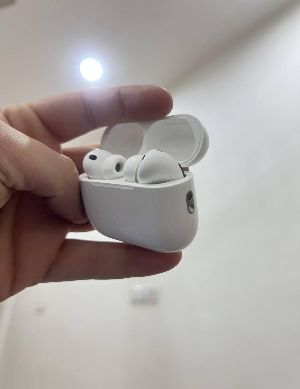 ايربود ابل برو3 وايربود ابل برو2 وكيس فقط  ايربود ابل برو2 

كلهم للبيع شلعة او كل وحده بسعرها 

البرو 3 كاملة كارتون وملحقات نظافة 100% استخدام اقل الشهر ووياها حافضتها هدية 

البرو 2 بدون ملحقات نظافة 80% وياها حافظتها هدية 

الكيس برو2 نظافة 90% 'فقط كيس' 

قيم بالي يرضي بي الله وابيعلك جوه السعر بدون كسران وهن اسعارهن معروفه /العنوان 

شهداء البياع *********** واتساب فقط
