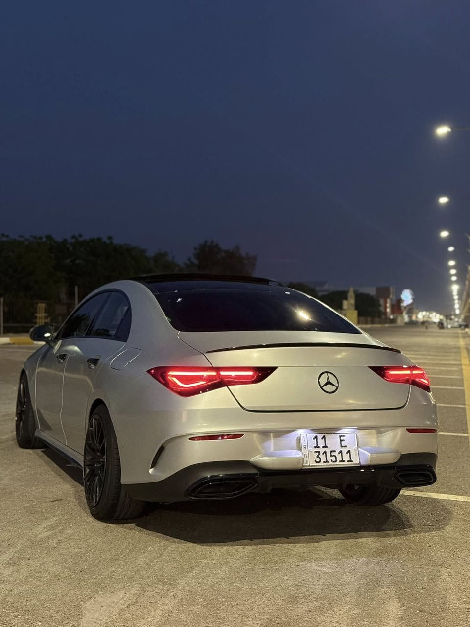 السلام عليكم
مرسيدس 2022 
CLA 250 
رقم بغداد باسمي تحويل مباشر
سياره مغلفه PPF طافي 
محرك 2000 تيربو 
سياره جاهزه وكلش حلوه 
كشن كهرباء وخزن ومساج وتدفئة بل كشنات 
القماره بانورما 
شاحن لاسلكي 
ويل 18تو سايز 
أربع وضعيات قياده 
شاشه تجي متصله 
الالوان الداخليه متغيره 64لون 
داخلية السياره احمر واسود 
موس تحكم 
تبريد قطعتين 
سياره فول موصفات 
صندوك يفتح حساس 
مري كهربائيه قلابه 
كير محرك وحداديه سياره جاهزه 
سياره وارد وصور الضرر مرفقه
بدون ايرباك بدوان شاصي وبدون لغد  
ماشيه km 100 
السعر 210 وبيه شويه مجال 
***********
***********
