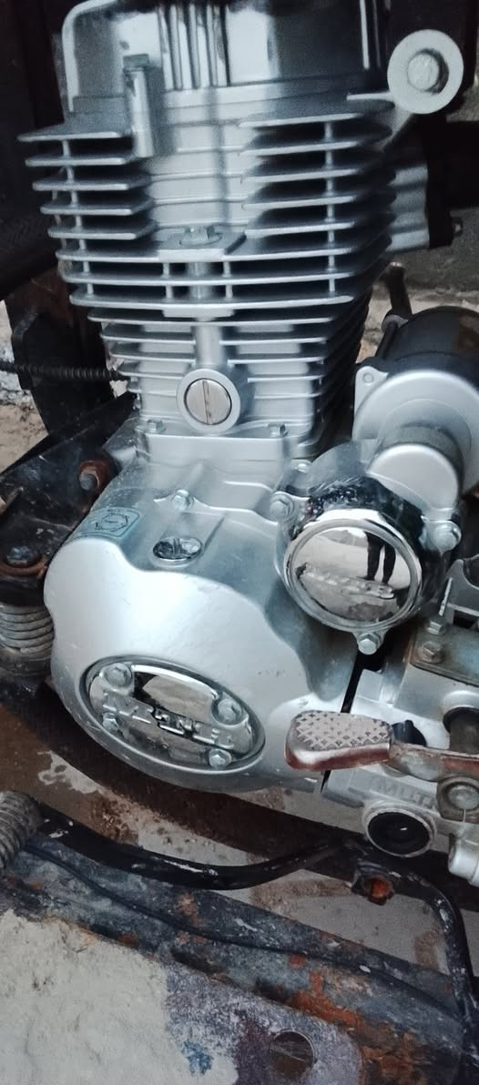 سلام عليكم ستوته البيع وراق صولي موديل 21
مكينه 25 وتاير 13بل جيس دراجه جاهزه الشغل مكاني سماوه بس الشراي يجي خاص او تصال عله رقم***********
