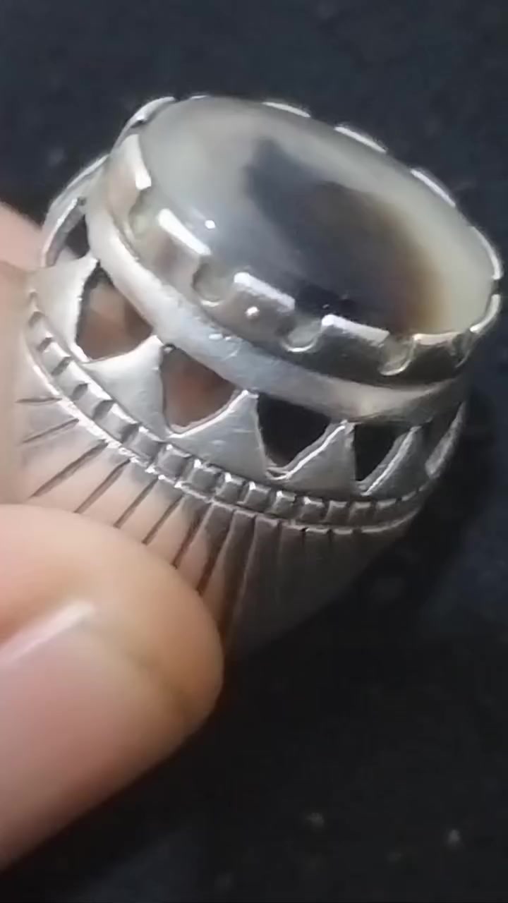 محبس شجري مصور 
للبيع


**إذا كنت صاحب هذا الإعلان وتريد حذفه لأي سبب، رجاءا أرسل رسالة إلى الدعم الفني**