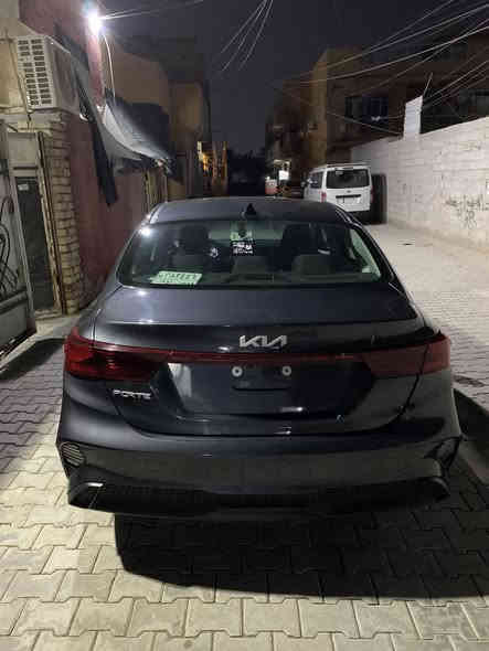 اسلام عليكم 
فورتي 2024 دخول جديد (مرقم بغداد ) 
بسمي تحويل مباشر بسمك 
*الموصفات 
 
محرك 2000 دوش 
‎كامره دوراه 📷
‎شاشه كبيره تدعم 
📲Android Auto/car play
‎خرائط Gps 📌
‎رادار امامي 🚷
رادار بلمري 
رادار خلفي    
‎سياقه ذاتيه /تحديد مسار 
‎اوتو بريك (توقف ذاتي عند الاقتراب ⚠️)
‎فول تحكمات ستيرن 
3 انظمة قياده 
Sport/Normal/Smart
‎كروز مثبت سرعه
‎ويل كب كروم 
‎حساس اطارات 
‎شاشة ظبط واعطال بل دشبول 
‎
3منافذ 
Usp/ Aux/ 12v
دسك/ مانع انزلاق/Abs
‎السياره جديده وجاهزه بدون نواقص
 حادثها ( بنيد مبدال ) 
(وهنانه بل عراق صار ) (بارد بل باب مال صدر )
ارياك ستيرن طاك فقط 
تفاصيل سياره مذكوراه داخل صور  
السيارة منّ الدعامية للدعامية كفاله ما عداه شغلات المذكوراه 

سونار مرفوق وياه صوار 
ليبل سياراه ادخل وشوف بعينك 
3kpf24adxre803187
سعر160 وبيه مجال بصيط

عنوان بغداد الشعله/ 
 للاستفسار : 
0781 614 6462
بي واتساب
