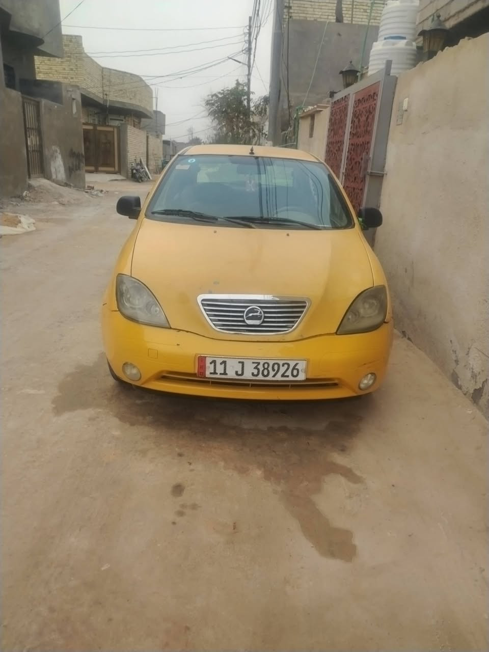 السلام عليكم سياره للبيع مكان كربلاء نظيفه وخير من الله موديل 15 سياره كامله مصفره  سياره كامله مصفره هي وغرامات سعر ب 40 الشرائط على هذا الرقم ***********
