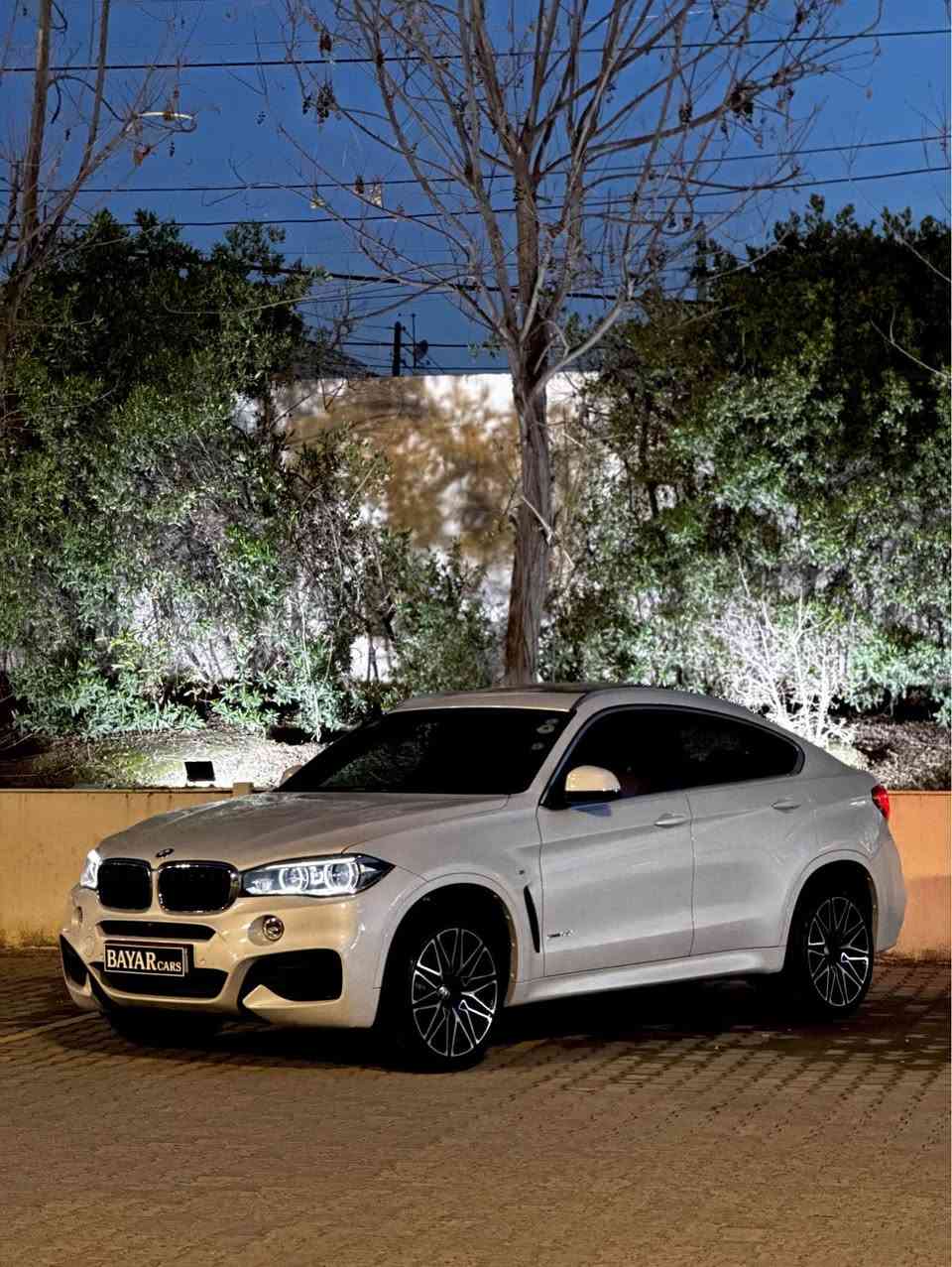 BMW X6 35i 2019عروش
بي ام x6 موديل 2019 زيرو كفالة بالباكيت 📦
محرك 6 سلندر خطي توربو مكفول و صيانة مضبوطة 
گير مكفول سيارة على دق الشركة عروش 
ماشية 80 الف مايل حقيقي 
بدون شخط بدون رسعات مكفول من الخير 
داخلية كشنات احمر بالباكيت 
سيارة ام بدي بيلادي باكج 
فول فول 1على 1 مواصفات 
مكان سيارة اربيل 
بس بيع بدون مراوس رجاء رجاء رجاء 
سعر جوه كل السوگ 329 ورقة مجال بس حق الجية 
و ما تلاگي مثلها بالسوگ كله 
واتساب *********** أربيل, العراق

