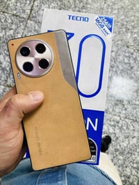 تكنو كامون 30 • ذاكرة ٢٥٦/١٦ • شحن ٦٥