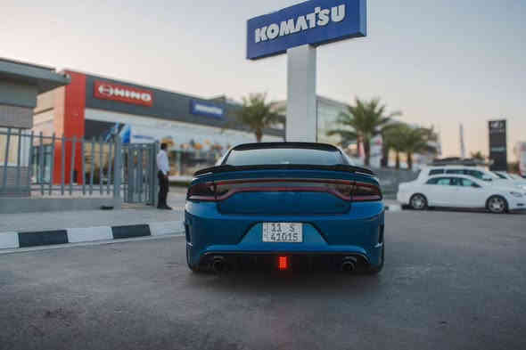 دودج جارجر Rt 5700 موديل  ( 2021 )  لون ازرق المميز وجديد سيارة ستوك على وضع الشركه حته الحجر عليها 

رقم بغداد  بسمي السياره 

#حادث السياره جاملغ  جهة السايق و بنيد    

بيها فحص سونار سياره بلاديه

▪️كامرة دوارة

 ▪️نظام سوبر تراك باك

▪️نظام سبورت

▪️نظام خرائط GPS +الشاشة نظام كار بلي + اندرويد اوتو

▪️شفتات ستيرن

▪️مري عاكسة قلاب

▪️شاشة كبيرة

▪️ رادار مري 

▪️كشنات حضن شامو 

▪️دخول ذكي 

▪️تدفئه ستيرن وكشنات  

▪️وباقي المواصفات المعروفه 

السيارة مداخلة اي استعراضات وسباقات استخدام شخصي سياره كلش جديده حداديه امامي خلفي جديد تخم تاير جديد ادامه منضومه الراديتر قبل سبوع سويتلها ادامه مكينه كامله يعني ربع مذب عليها 🚫 

ماشية 70 قابل للزيادة 

# الشراي يتصل وبخدمته

والله يرزق الجميع الي احسن واحلة منهة 

#اعتذر للاطالة 

مكاني بغداد 

***********
