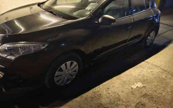 مراوس او بيع
رينو ميكان 2012
سياره استلام شركة ب اسمي 

تحويل ثاني يوم 
مكينه ١٦٠٠
كير مكينه كفالة عامة 
 نقطه صبغ ما بيها سياره بيها فقط شوي بدعامية 
وبيها ضربه خلفية مصلحة 
رقم بغداد 

غرفتها جديده سياره 

مكاني بغداد 

رقمي ***********
 
السعر 74
