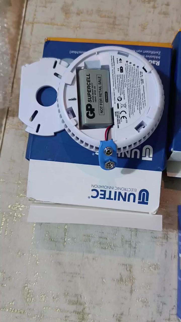 متوفر اجهزة انذار حريق


**إذا كنت صاحب هذا الإعلان وتريد حذفه لأي سبب، رجاءا أرسل رسالة إلى الدعم الفني**