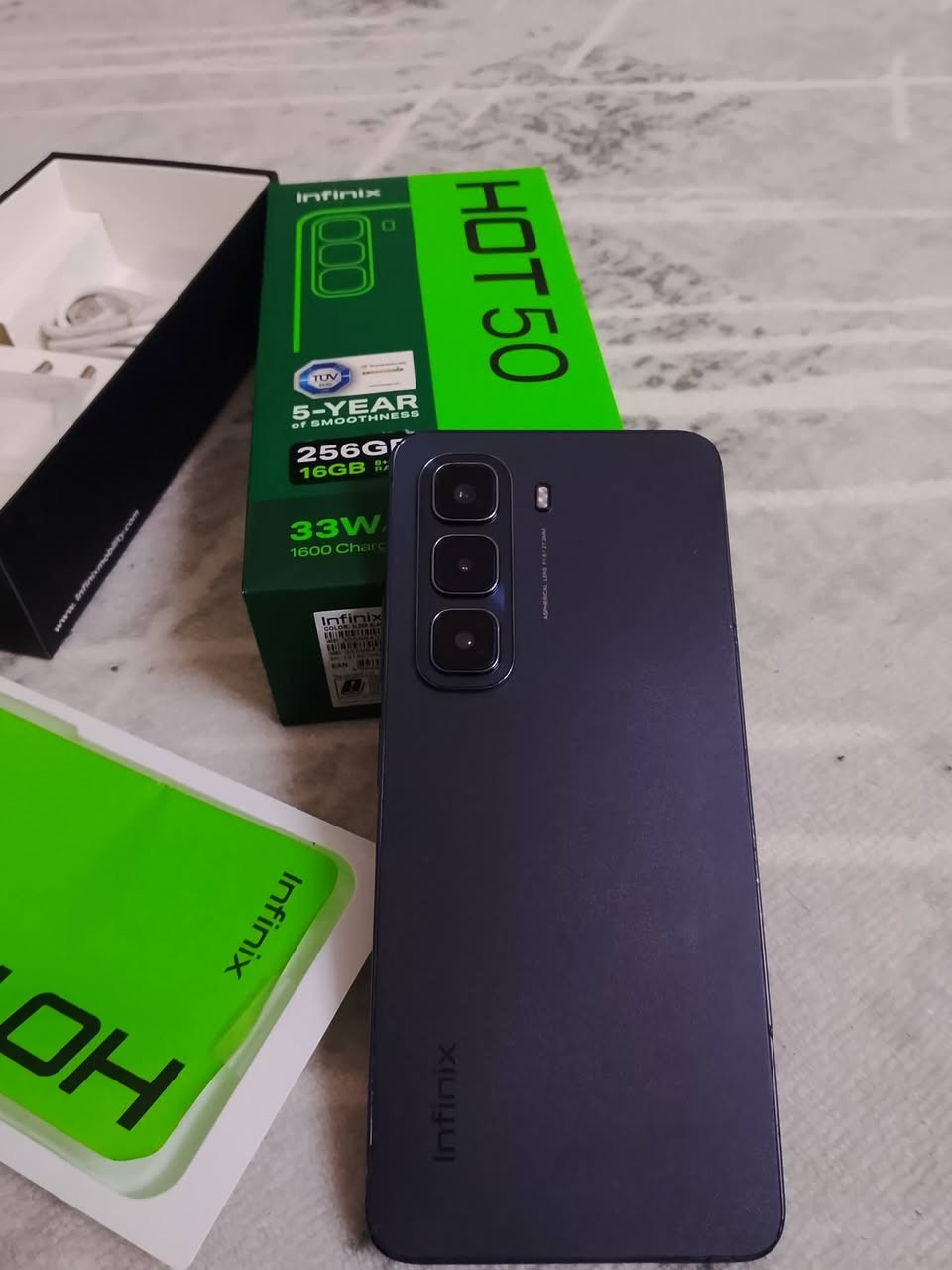 السلام عليكم
Infinix Hot 50 

(ملاحضه) قبل لاتقرا المواصفات مستبدل شاشه فقط نوعيه اصليه

جهاز مابي عيب كل شي شغال 

ذاكره256+16عشوائي🚀

شاشه120هيرتز

معالج helio G100 قوي ويشغل 60فريم

شحن سريع 33واط شاحنته الاصليه ويا

كامر يخبل تصويرها تدعم الذكاء الاصطناعي

دبل سيمكارت
سعرر130


**إذا كنت صاحب هذا الإعلان وتريد حذفه لأي سبب، رجاءا أرسل رسالة إلى الدعم الفني**