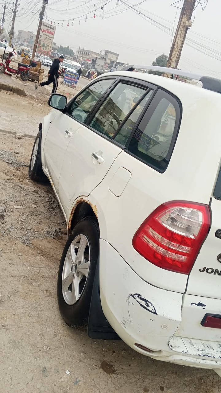 سلام عليكم سياره جني وي موديل 2013 مال مزاد وزارة الداخلية تترقم بكانها بغداد حي نصر ***********
