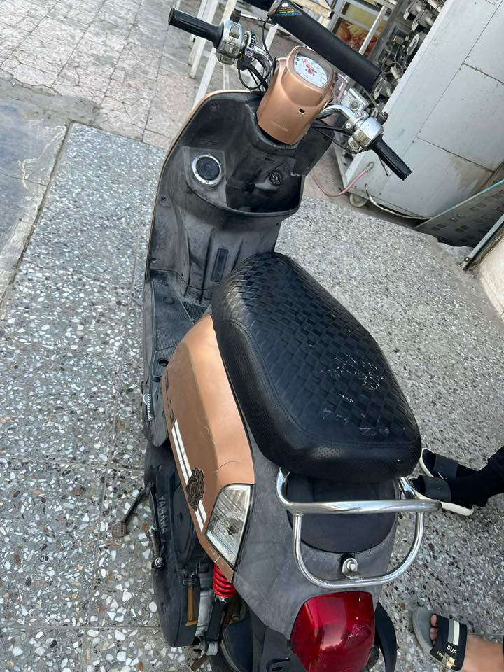 بوليس للبيع اب650
***********
