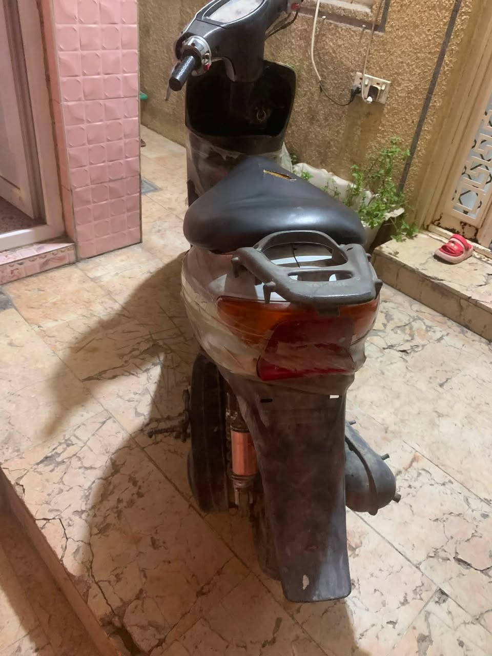 سلام عليكم 
دراجه 60 عصفوريه 
لبيع 
اي نقص مابيه 
دراجه نضيفه 
لايت عالي ناصي 
دبل رياضي 
كامله اي نقص مابيه
شلعه ومعدل 
السعر 150 وبيه مجال بسيط 
العنوان البلديات شارع الكاشي


**إذا كنت صاحب هذا الإعلان وتريد حذفه لأي سبب، رجاءا أرسل رسالة إلى الدعم الفني**
