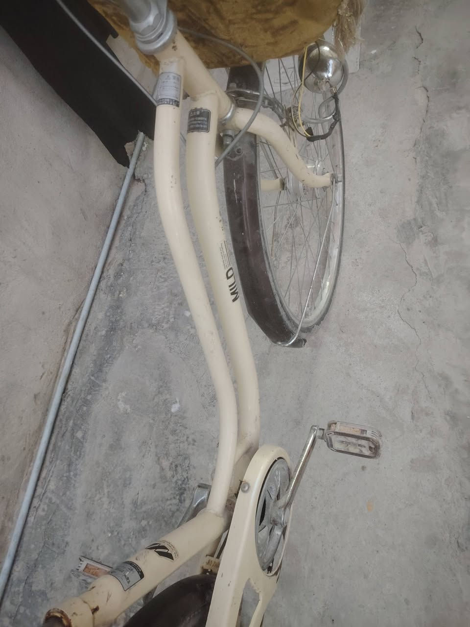 السلام عليكم
باسكل موزه حلو. مجمبز وكامل واي شي ماناقصه كبل تصعد وتطلع بي وسعره مناسب مكان كربلاء الأمن الداخلي ***********
