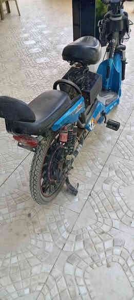 دراجة شحن للبيع 
السعر 250
رقم الهاتف : ***********
العنوان : ديالى ناحية كنعان
