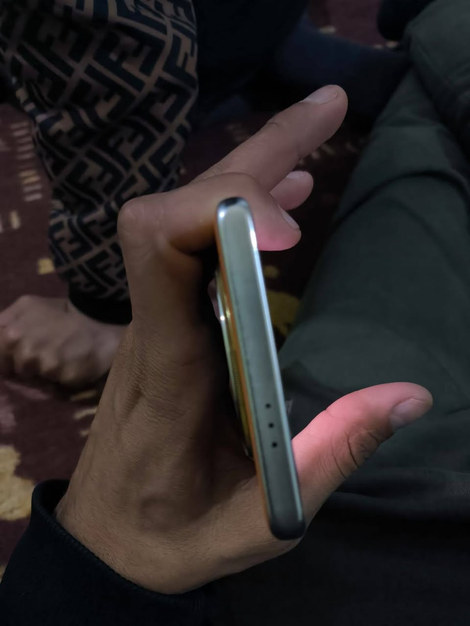 إسلام عليكم هونر x9C ذاكره 256 رام12 نضافه100 قراض كامله شاحنه اصليه بي بس الفلاش نوبات يشتقل ونوبات ما يشتقل الباقي نضيف السعر 290 
اتصل ***********
