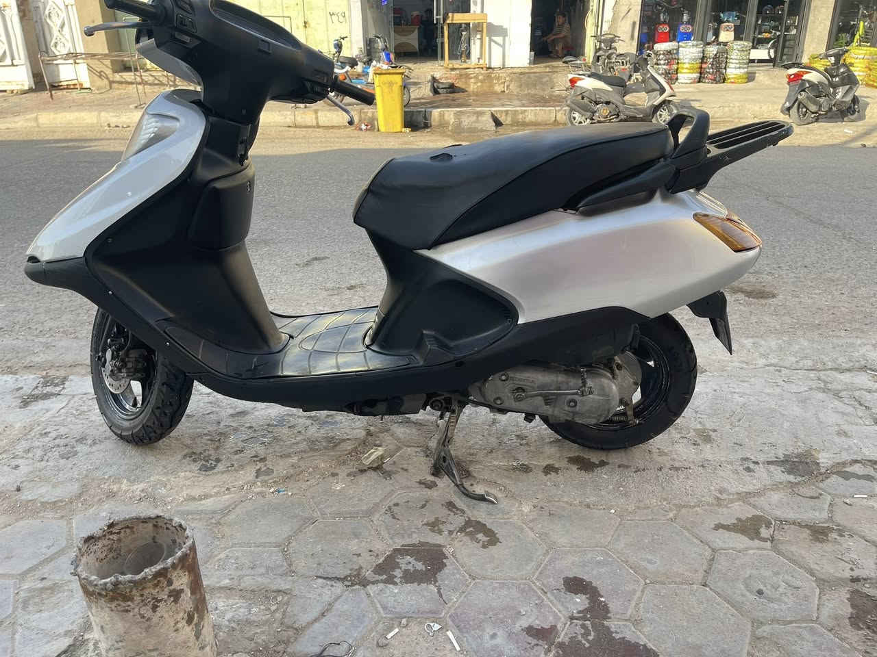 سبيسي ياباني للبيع مكينه ناعمه مفتوحه كفر تجاري اصلي كهربائيات كله شغال مابيه كل نقص مكاني كوت داموك السعر 550وبيه مجال للشراي ***********
