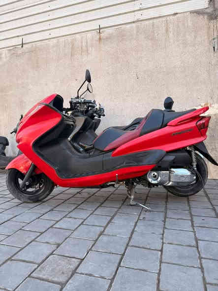 دراجه ماجستا وارد ياباني دبل رون محرك 250 سيسي دراجه رمبه استعمال اقل من شهر السعر 12ورقه مكاني بسمايه التواصل         ‭0772 107 2920‬.
