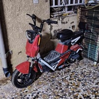 دراجه شحن للبيع متروكه وبطاريات كاعدات عده البطاريات ما بيها شي كلها ش...