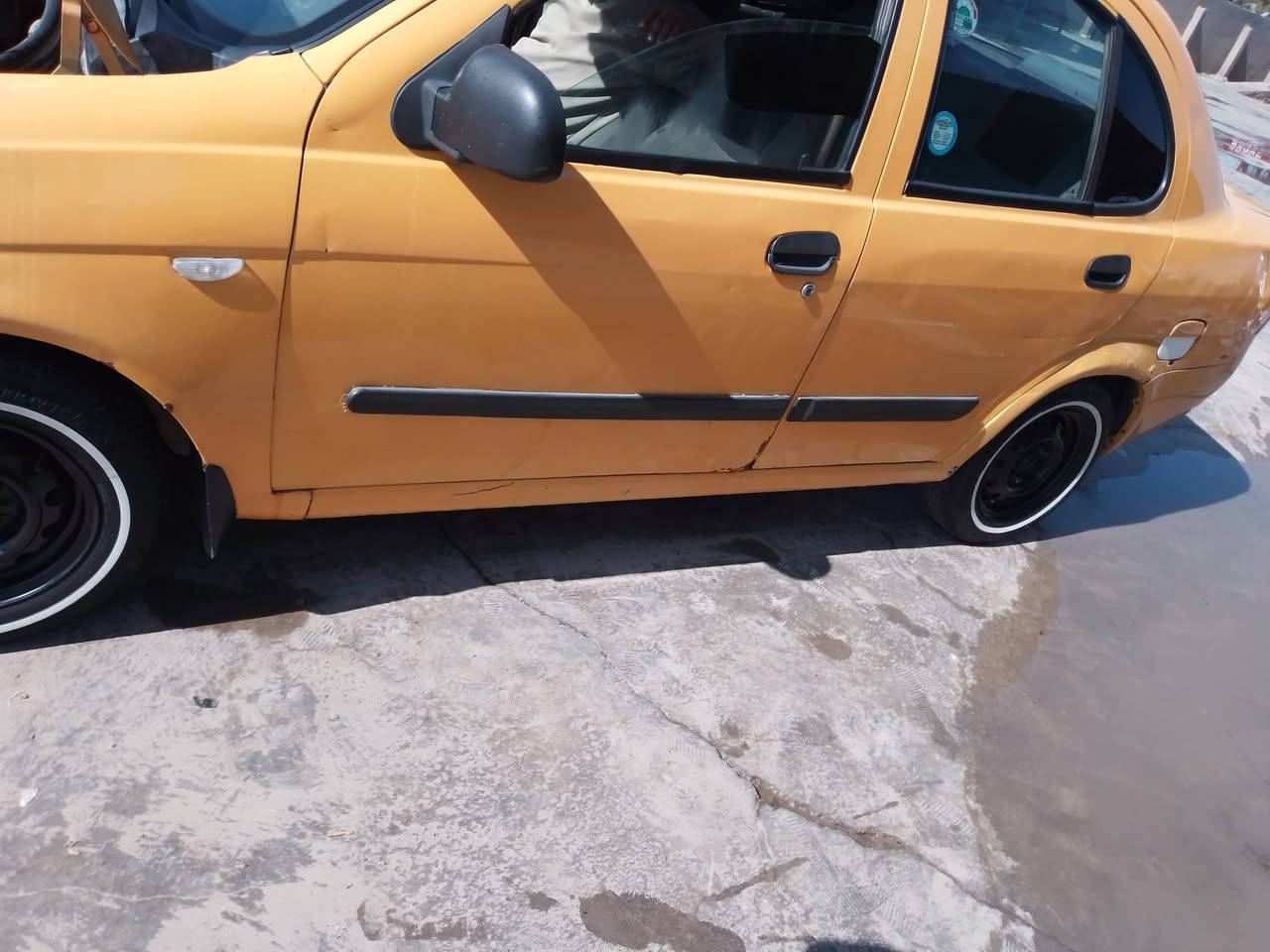 سلام عليكم طيبه  راعيها بصفي ورقم نكليزي مديل 2015للبيع مصفره هيئه وغرامات سياره خير من الله كير ومكينه حلوات حداديه جاهزه 100/100 تخم تاير  شواصي نضاف لا تعمير ولا خياس سياره كلشي مابيها سعر 34  وبيها مجال مكان سياره دوانيه قضاء ال بدير  رقم الهاتف ***********
