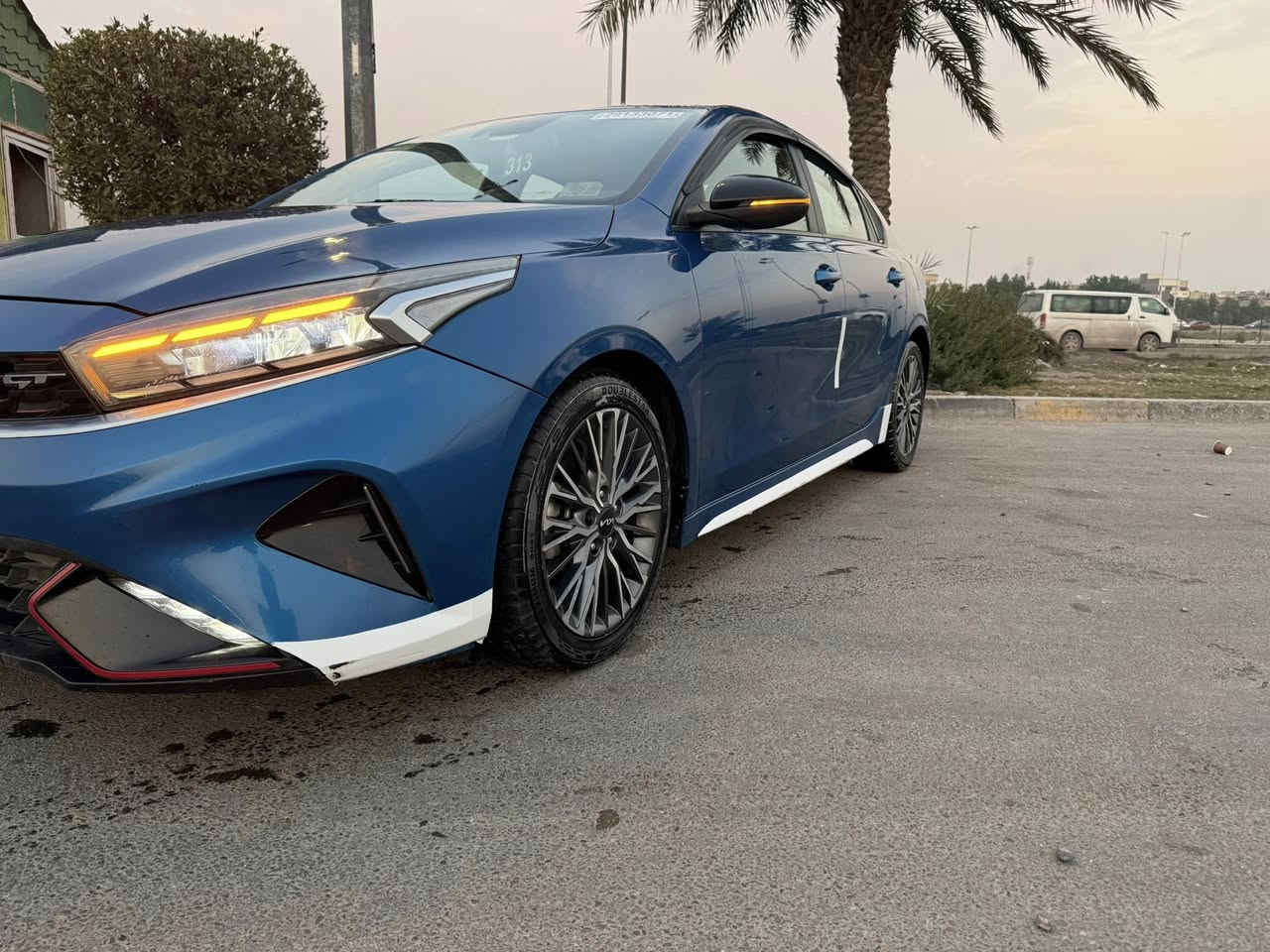 سلام عليكم
للبيع كيا فورتي جي تي لاين فول ماعده الفتحه 
2022 رقم بغداد 
بسعر مناسب كولش 
موبايل ***********
مكينه 2000 دوش
السياره بدون ايرباك وبدون نواقص وحيل جديده بدون حادث فقط سرقه بدون ايرباك بيه صبغ 3 قطع ونص 
ماشيه 48 ميل 
مكانها بغداد
 -بصمه -كشنات جلد مخمل + - شاشه كبيره + كاميرا دواره -شاحن لاسلكي - -فول تحكم ستيرن -ستيرن D - لايت لد امامي خلفي -3 انظمه قياده -اشاير مري-اناره ترحيب- رادار امامي -نقاط عمياء
