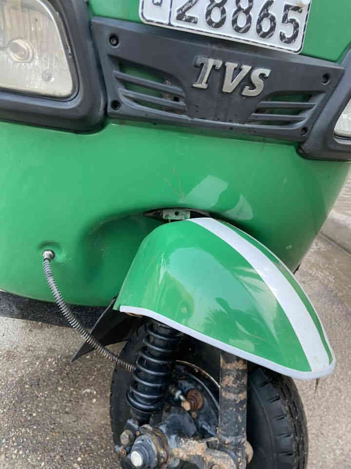 سلام عليكم تكتك تيفي اس للبيع موديل 22 محرك مكفول تكتك حلوه خير من الله جاهزه مثل مموضح  بلصور كبل للشغل السعر 7 سبع ملاين و بيها مجال هاذ رقمي بس واتساب ***********مكاني محموديه
