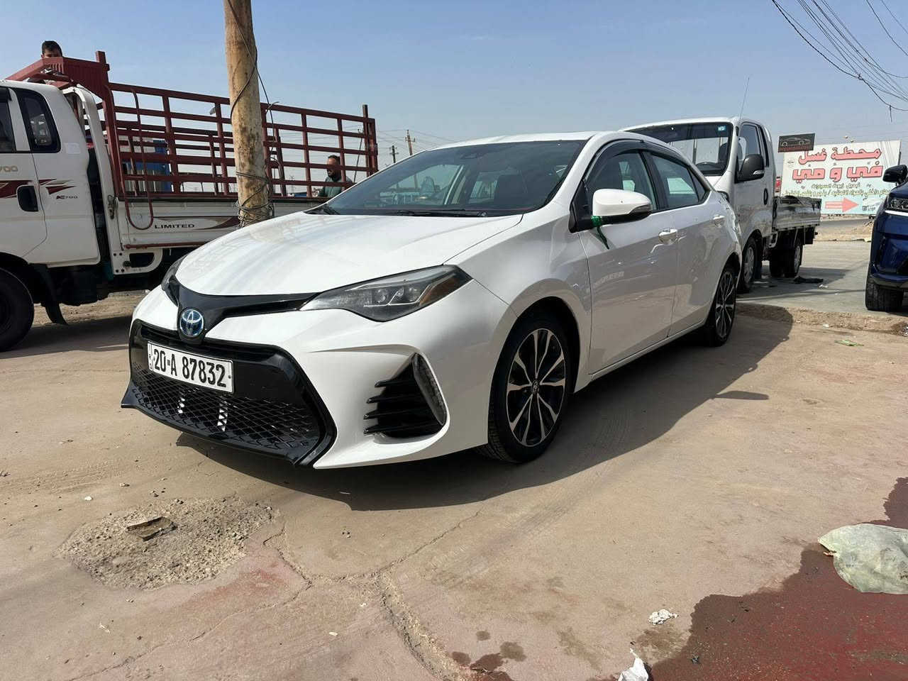 السلام عليكم
كورلا موديل 17  امريكي حادثها جاملغ الخلفي موجود السونار  
السعر 115 وبيه مجال 
بيه مسنعجل 
العنوان بغداد  تقاطع نهروان 
***********
