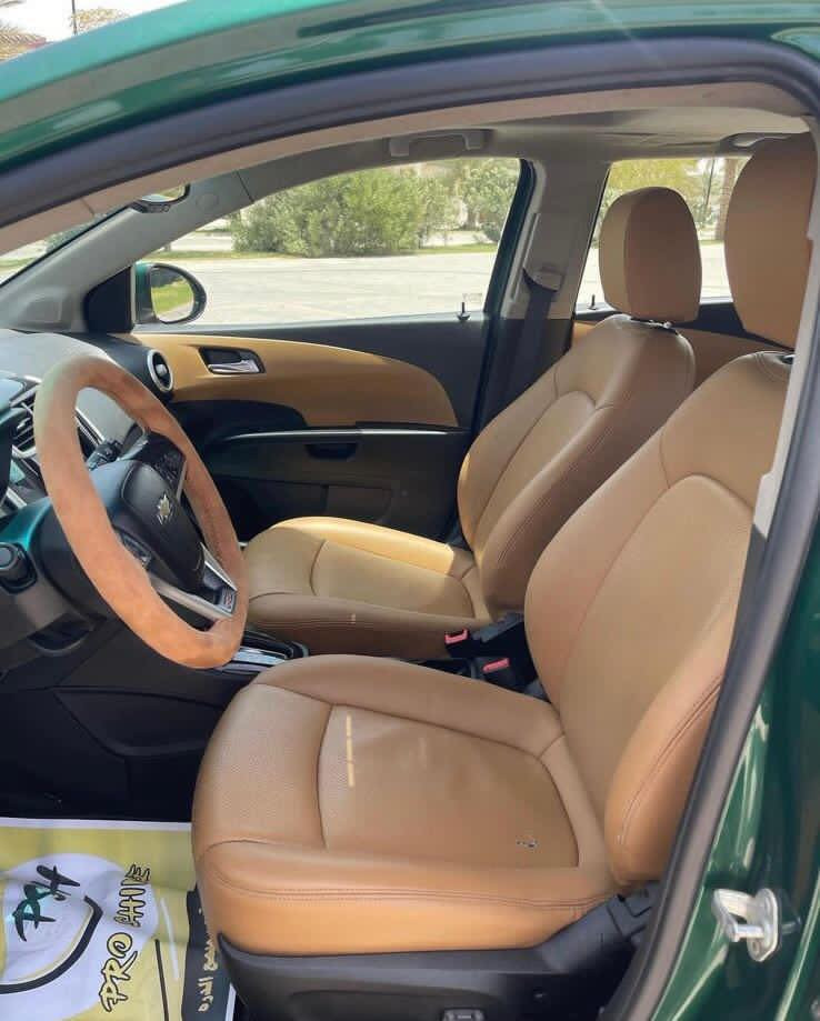 سياره سونك موديل 18حادث جاملغ  وبنيد صبغ فقط كير ومكينة كافلة شواصي ولغد كفالة فئة أر إس مكاني بغداد شارع فلسطين *********** 
السعر 75 ورقة وبيها مجال
