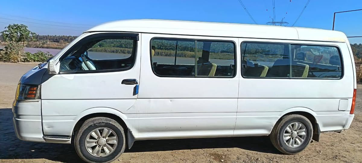 جمبي اج وان 2015  سياره نضيفه خير من الله سعر 93 وبيها مجال .
رقمي ***********
***********
