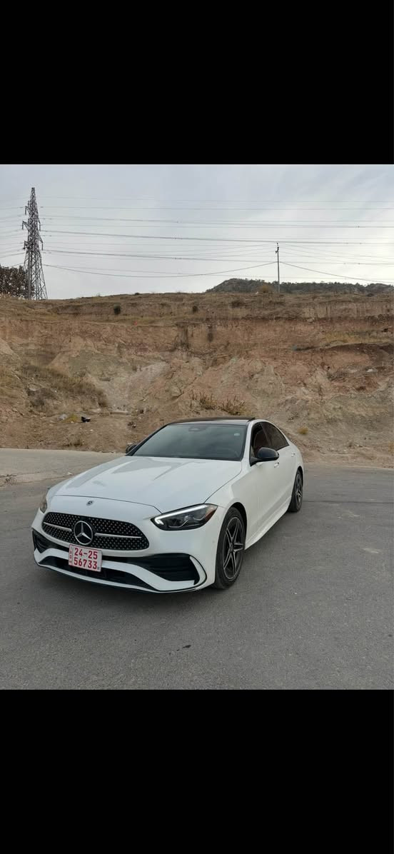 للبيع مارسيدس 2023
فول فول مواصفات C 300
سعر 335 ورقة $
صبغ قطعة ونص بدون دواخل 
اللاتصال *********** دهوك, العراق
