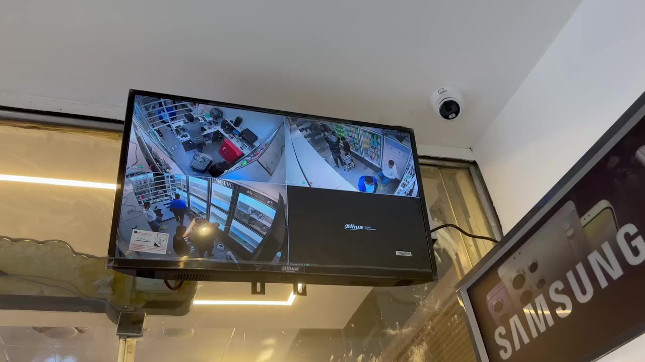 تنصيب كامرات نوع دهوا الى منفذ اليقين شارع فلسطين 
بدون اي واير ضاهري حسب رغبه الزبون 
:اي استفسار مراسله الصفحة او الاتصال ع الرقم التالي
📲 ***********
