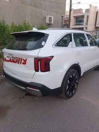 سورنتو 2025 بانوراما 7راكب محرك 35000اطارات 20داتا شو 6سلندر ماشيه 950...