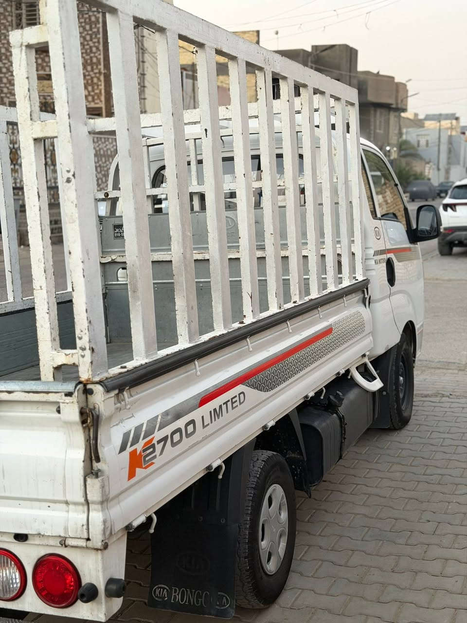 السلام عليكم كيا حمل للبيع موديل 2019 رقم نجف سيارة 
تانكي محور 120 محجر بوري شخاطه ثقيل سياره جاهزه 
السعر 125 وبيها مجال الشراي يتصل *********** مكاني النجف
