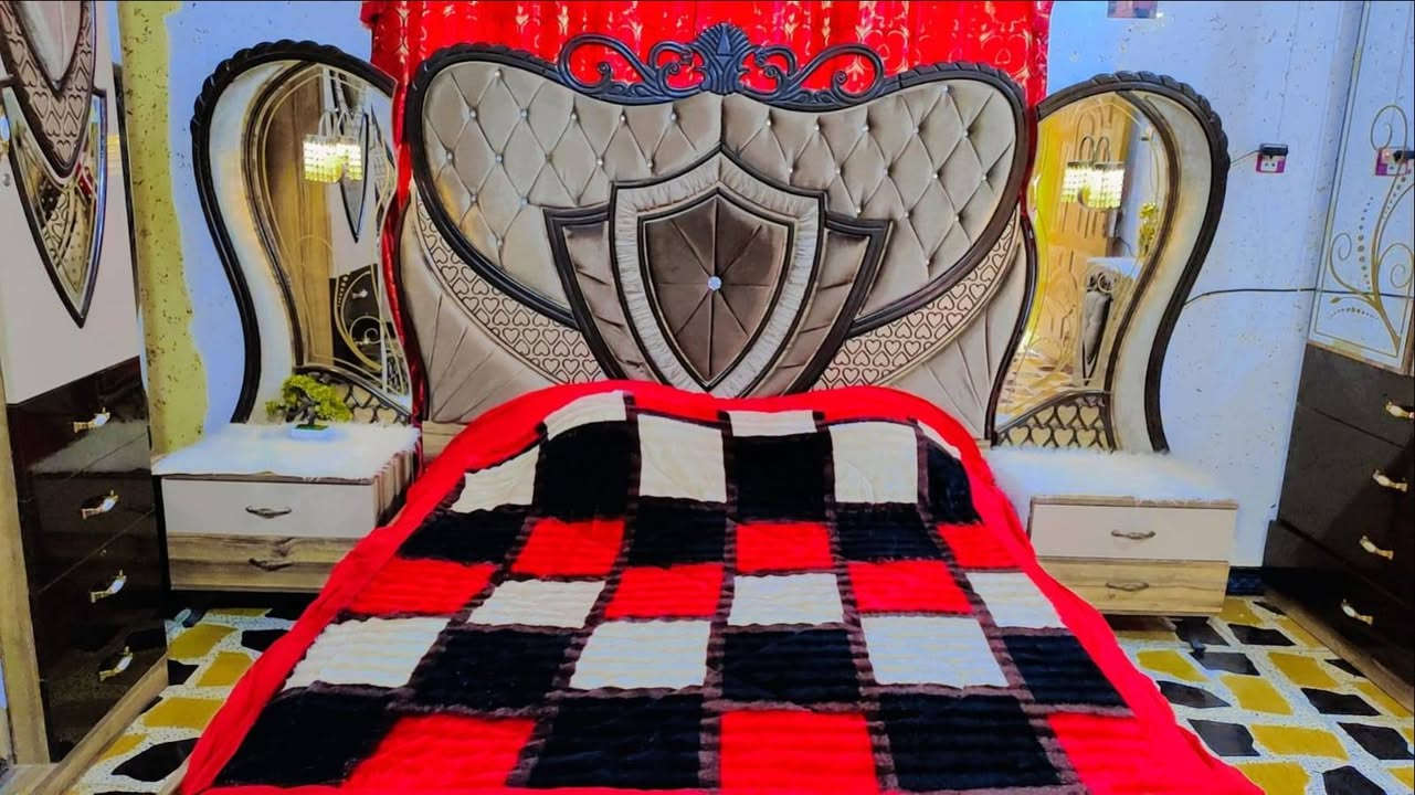 سلام عليكم غرفة اخشاب تركيه نضيفه مستعمله تجي تشوفه وتشتري  مكاني حلة ***********
