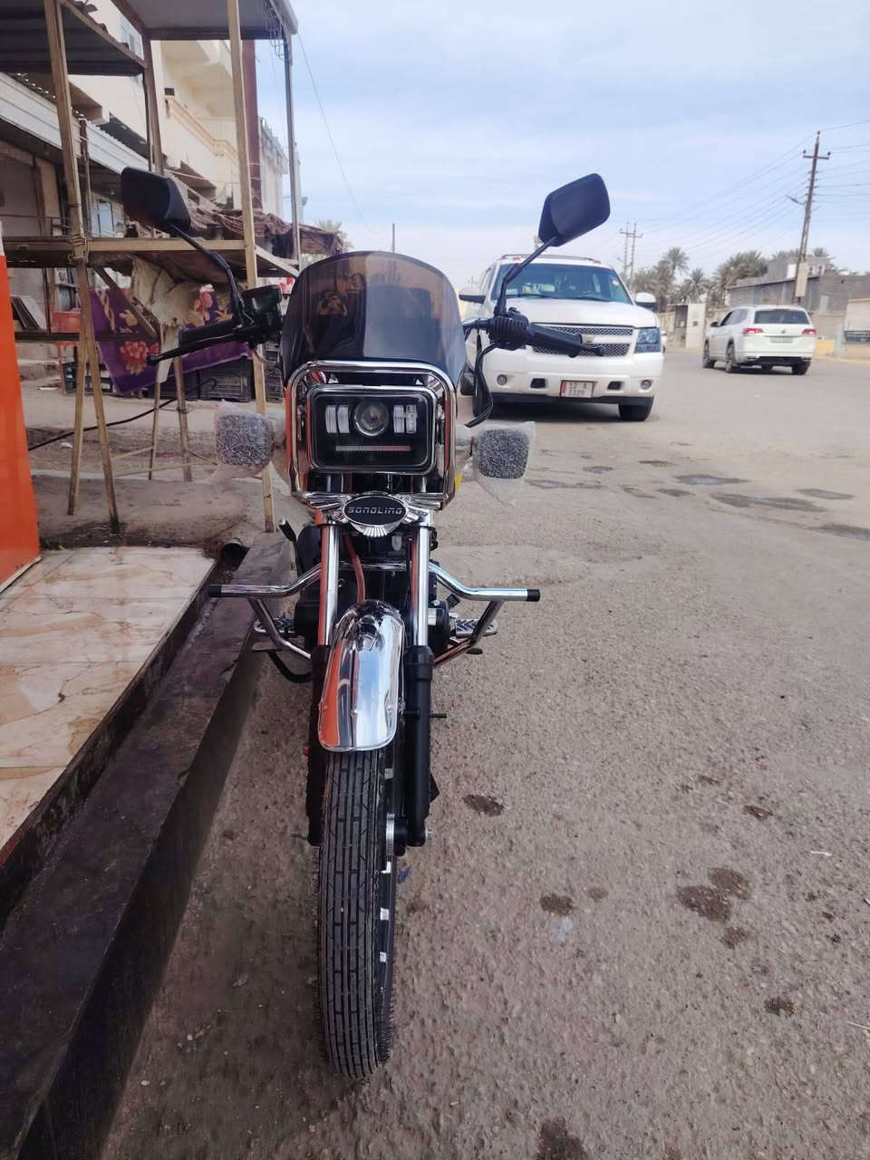 السلام عليكم للبيع موطور سونك موديل 26 بعده جديد سعره مليون وبي مجال بسيط ايي استفسار اكثر اتصل على رقم وبيك خير وتدلل ***********
