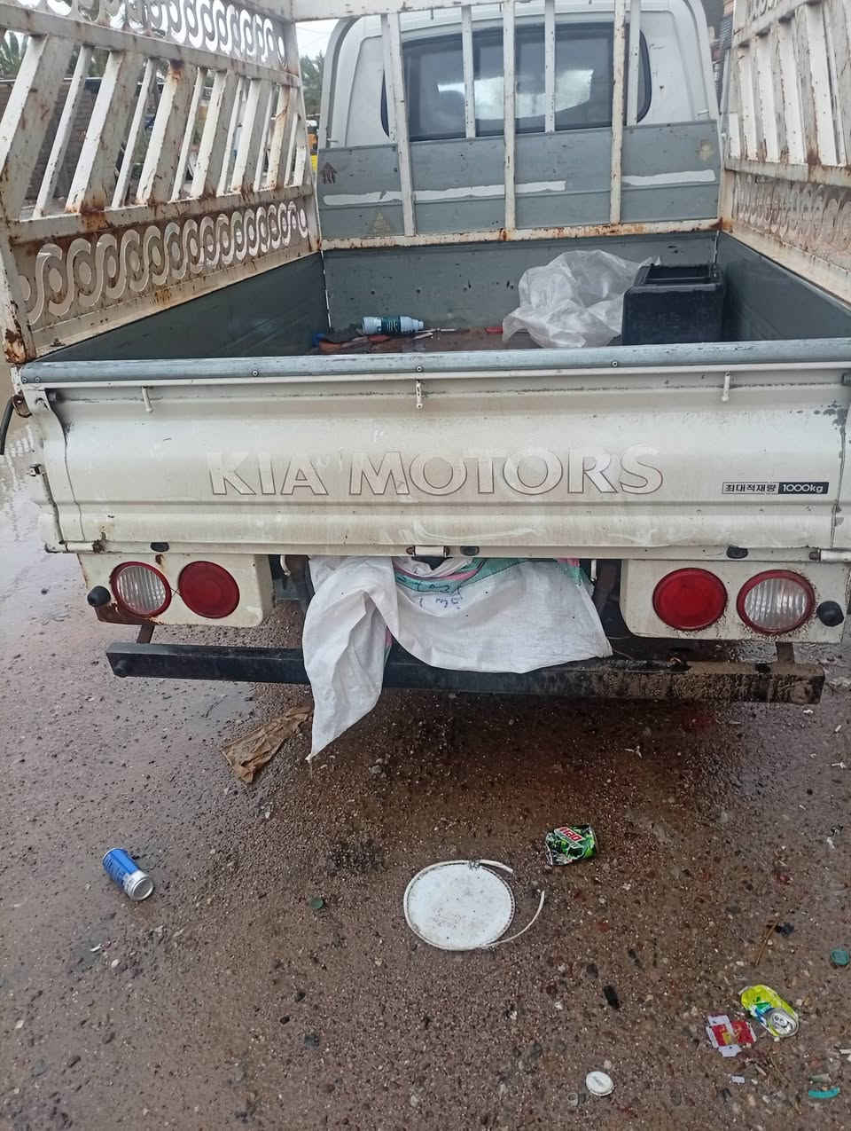 السلام عليكم بنكو دبل قماره مكفوله السياره 2012مسكر سعرها 105ورقه قادسيه مشروع وطني رقم صاحب السياره ***********
