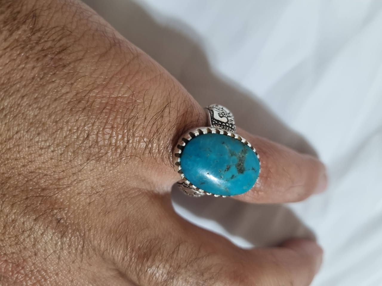 خاتم فضة925صياغة شريف ٩٥ متوج بحجر فيروز نيشابوري


**إذا كنت صاحب هذا الإعلان وتريد حذفه لأي سبب، رجاءا أرسل رسالة إلى الدعم الفني**