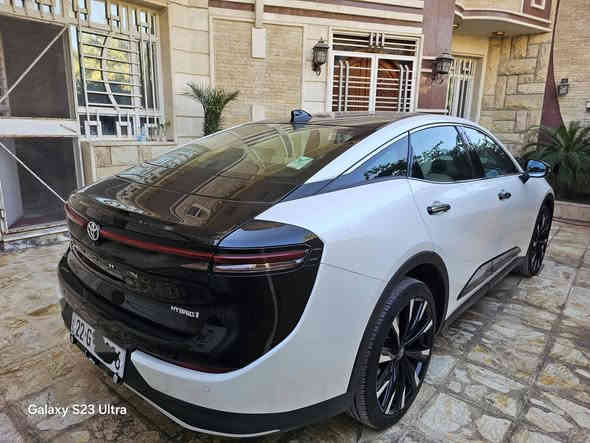 كراون ماجستا ٢٠٢٣ ،ضمان شركة ساز 
مكفولة كفالة عامة. ومغلفة ppf 
ممشى السيارة/٢٥ الف كيلو 
حالة السيارة / ممتازة بالضمان لحد ٦٠ الف كيلو تبديلات دهن وفلاتر مجانا 
رقم اربيل باسمنا تحويل مباشر 
مواصفاتها فول الفول 
رادارات وكاميرات ٣٦٠
داتا شو 
أبواب وصندوق شفط 
سقف زجاجي 
حساسات أمامية وخلفية 
مقاعد جلد وتدفئة وتبريد وكهرباء وخزن ميموري 
وباقي مواصفات الكراون المعروفة 
السعر ٣٨٠ 
موقع السيارة بغداد 
الاتصال /***********
***********
