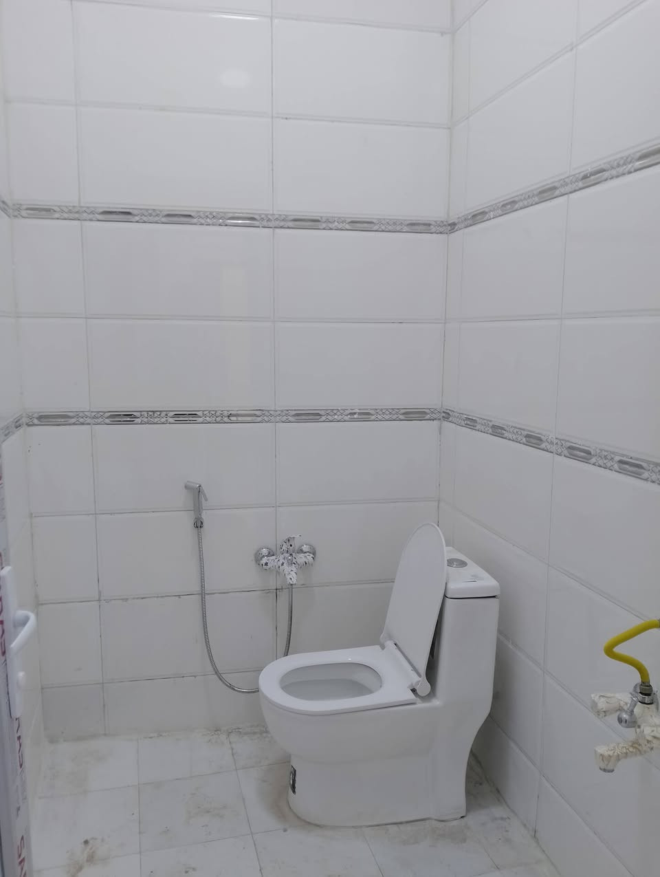 السلام عليكم ورحمة الله وبركاته 👋
اللاستفسار : ***********
توفر دار سكن للبيع 
بناء حديث سنة البناء 2026
المساحه 100م مربع
على شارع 9م
جميع الخدمات متوفره

محتويات البيت ⬇️
دوانيه
صاله
مطبخ
غرف نوم 2
صحيات داخلي + خارجي

نوع العقار : طابو ملك صرف زراعي عراقي سند 25
العنوان : أبي الخصيب أبو كوصره 

السعر 57بي مجال
اللاستفسار :***********
