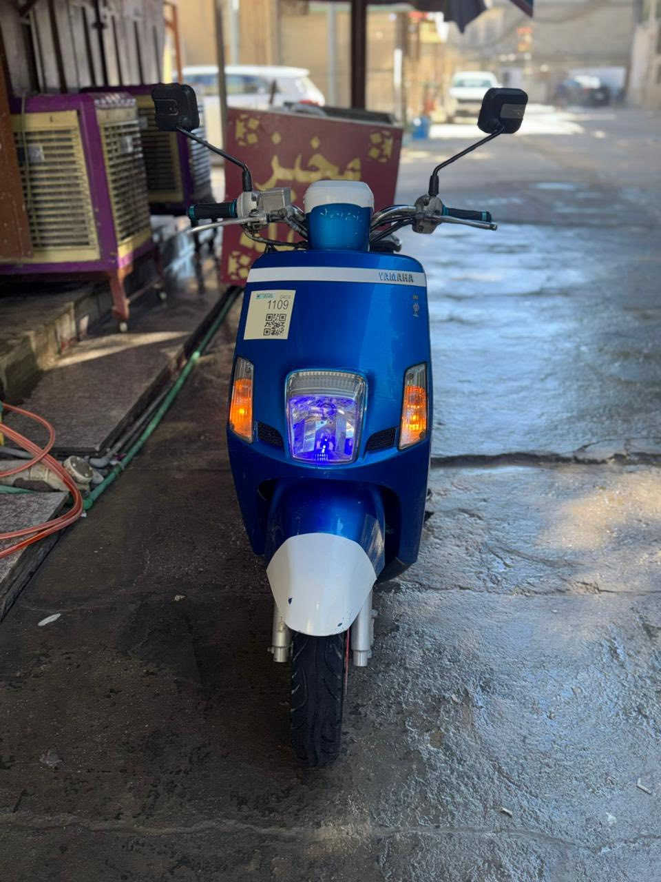 السلام عليكم دراجه بوليس مسصره دراجه موديل 2011 دراجه داخله رصاصي والون ازرق مثل ما ابين بل صوره الستفسار عله الرقم ***********
