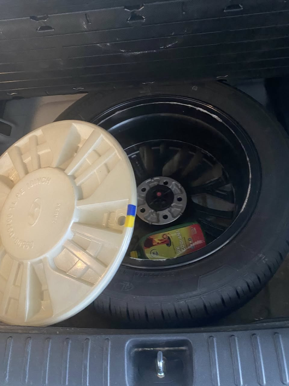 السلام عليكم توسان 2021 كوري  رقم اربيل سنويه ورقم جديد وكاله او تحويل  ماشيه 77 الف سياره كفاله من كلشي 
لايت 5 عدسات 
كشن 2 كهرباء 
حساس امامي خلفي 
تشغيل عن بعد
بعد بيه هواي مواصفات
واسط العزيزيه 
***********
