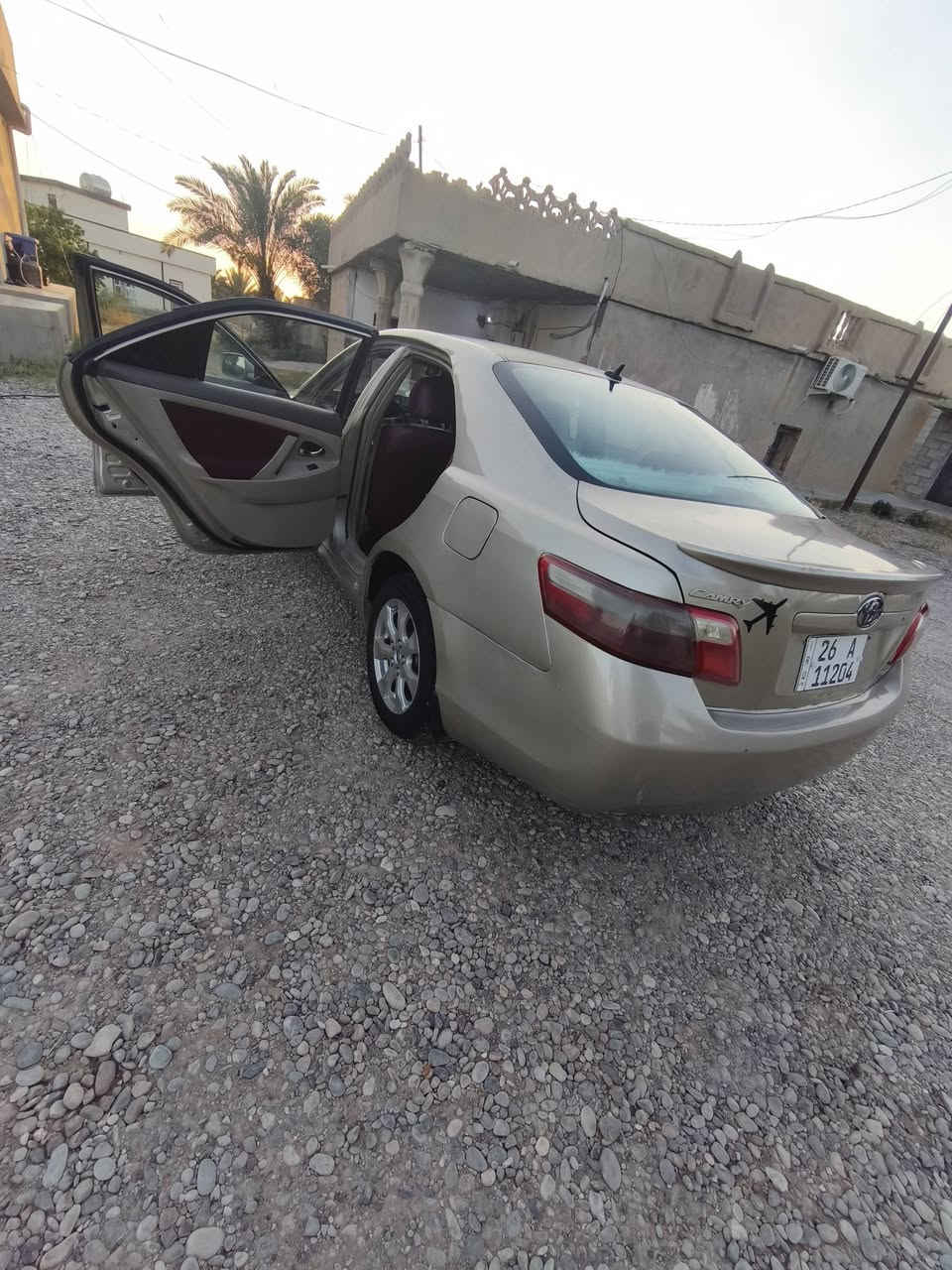 مساكم الله بالخير 

كامري 2007 امريكي 

مصبوغه حزام بس ابيعها عام 

بيها لغد اليمين الامامي مبدل + لحيم شبر براس الشاصي 

گير + محرك بالشرط -- المحرك مبدل قل 15 يوم كصه جديد 

تواير امامي عمرهن شهرين + خلفي نص عمر 

لايتات جدد + منظومه زينون 

سستم كامل 

دوشمه بلادي تغليف ارضيه جلد 

سياره جاهزه ع كل نقص حداديه وجماليه وغرفه نضيفه 

السياره احلى من الصور ماتحط عليها ربع
 
ماتريد بس ستر الله 

السعر 82 نقدا واذا مقدمه 60 وفوك هم يرهم 
للاستفسار :***********

مكاني الزاب قريه اشريعه
