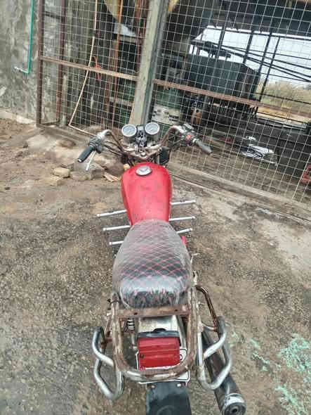 سلام عليكم امتي ار شغال كهرباياته شغاله يرادله فق باتري للبيع سعر 250مكاني 7كيلو ***********
