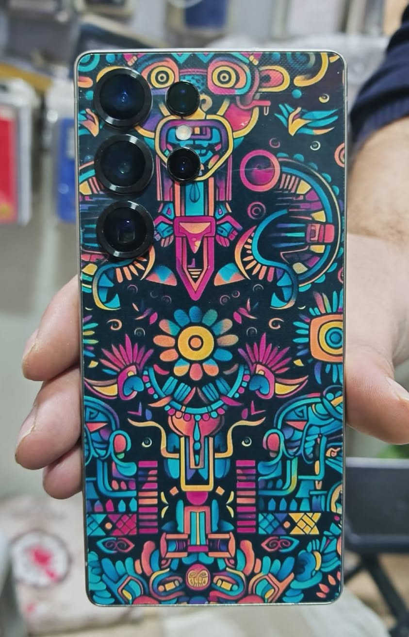 ​تريد تميز موبايلك وتخلي شكله غير عن الكل؟ يمنه وبس، نكص ونغلفلك أي صورة تعجبك لظهر الموبايل بدقة خرافية!
شنو اللي نكدر نسوي الك؟
​✨ صورتك الشخصية: جيب صورتك ونطبعها ونغلف بيها جهازك بكل احترافية.
​✨ صور ذكرياتك: أي صورة تحبها بموبايلك نكدر نحولها لغلاف (لزكة) لظهر الجهاز.
​✨ تصاميم خاصة: أي لوغو أو تصميم ببالك، الماكينة تقصه وتجهزه الك بلحظات.
​موبايلك راح يصير قطعة فنية تعبر عن ذوقك! 😍
​💰 السعر ثابت وما يتنافس:
​تغليف أي صورة بـ 3,000 دينار بس!
مكتب أحمد للموبايلات قرب مجمع سرجخانة


**إذا كنت صاحب هذا الإعلان وتريد حذفه لأي سبب، رجاءا أرسل رسالة إلى الدعم الفني**