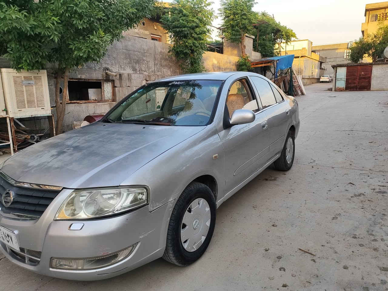 بةناوى خوا سلأو سةني كؤري براوةو 2007 ناو زةرد تؤماتيك مةكينة 16 سپي گيروو مةكينةي بةشةت تةبريت ساردوو گةرمي بةسةرت جام كارةبا پاوةر 4تايةو ويلى جواني لةسةرة تةقةو رةقةي نية كارةباي هةمووي بةشةرت بةدواي عةيبا مةگةرئ سعري 38 گةلأو كةمئ مةجال (كؤدي بؤ نةكراوة ) ***********
