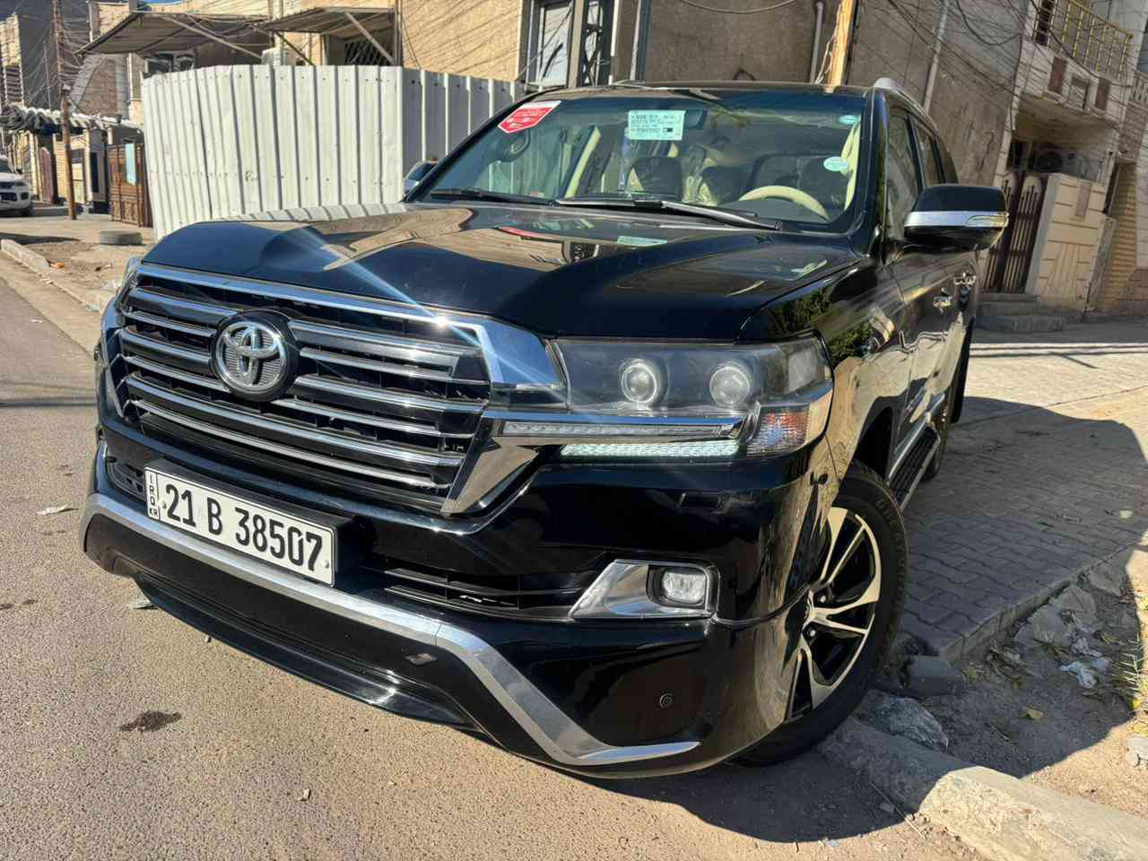 لاندكروز  ٢٠١٧ رقم شمالي باسمي اللون واسود جديدة بمعني الكلمة  تحويل مباشر سنوية جديدة رقم انكليزي جديد السعر  ٥ دفاتر بيها مجال بغداد, العراق


**إذا كنت صاحب هذا الإعلان وتريد حذفه لأي سبب، رجاءا أرسل رسالة إلى الدعم الفني**