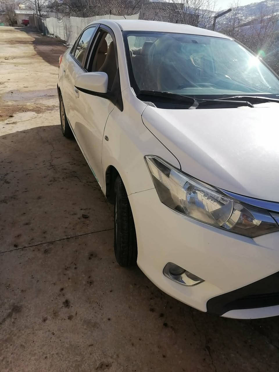 ئەم یارسە بۆ فرۆشتن نرخ 119 مۆدێل 2016 , سەنەوی تازەیە کێڕو مەکینە بەشەرت  مەکینە بچوکە کێڕ تۆماتیکە ئەی بی ئێسە جام کارە باییە ناو زەردە تەقەو ڕەقە بەشەرت بۆیاخی نییە دوو ساردی هەیە ) ژم :***********
