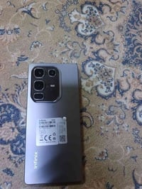 تليفون لبيع مستعمل قليل غراضه كامله السعر 240بي مجال 07705199806