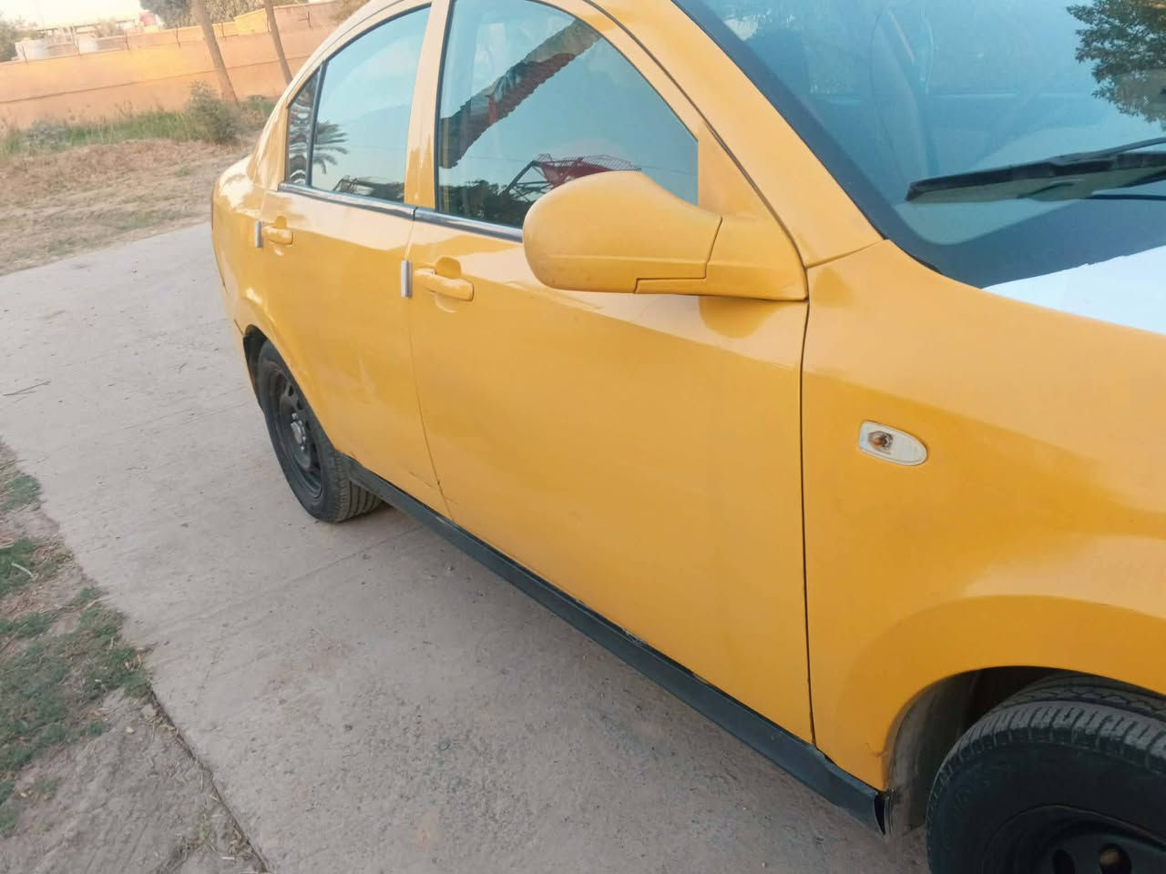 السلام عليكم 
للبيع شيري E5موديل14محرك وكير كامري سنوية لل27 تحكم كهرباء المري الجانبيه فتحة بانوراما السعر 33الشراي يتصل على الرقم ***********
