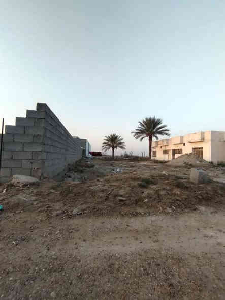 السلام عليكم 
(السعر 70،000،000)قفل
قطعة أرض مساحة 430،سند 25
عن التبليط 100 متر نزلة الفرع، وفرع القطعة جاهز للتبليط خلال مدة معينة، كافة خدمات متوفرة(ماء أسالة، كهرباء وطني و خط ذهبي، مدرسة اباب البيت، اسواق قريبة ومنطقة سكنية)

الموقع/المكاسب_شارع حسين الصافي_قريب على تقاطع الدور

للاستفسار. ***********
