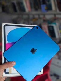 ايباد 11 ذاكرته 128 بطاريه 100 مشحون 60 مره  سعره 400 توصيل موجود  077...